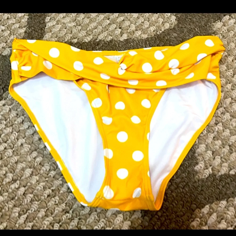 Yonique Yellow polkadot Bikini 2Pc Push Up Halter Top Vintage Style Bottoms NWT